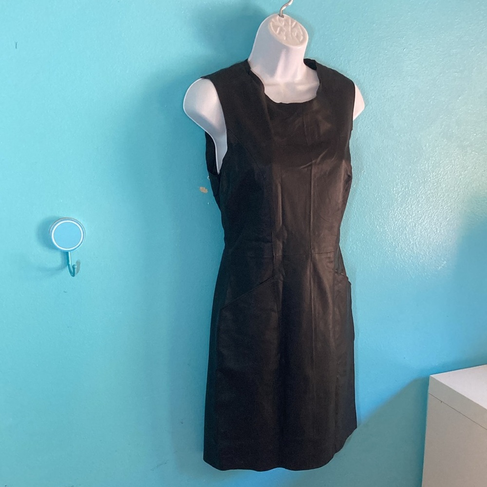 SAS Sportswear Womens Size 2 Black Leather Dress with Pockets & Rear Zipper